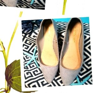 Flat shoes, gray colored  unique